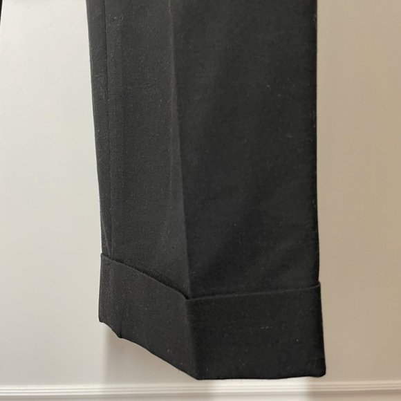 BCBG Maxazria Cropped 7/8 Black Pants - Size 0 - Picture 4 of 6